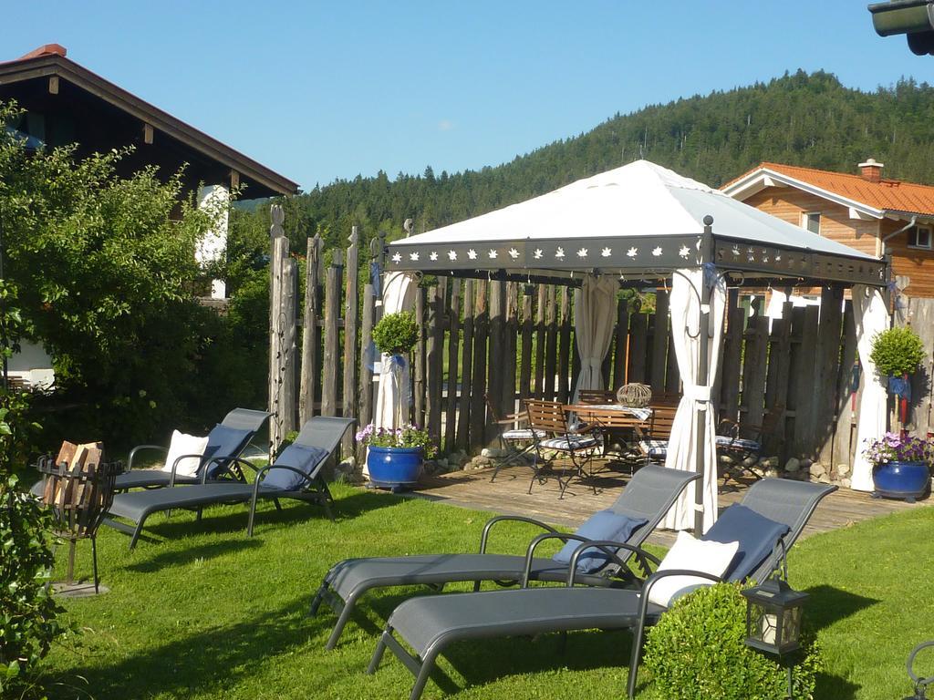 Gaestehaus Schoenfeld Reit im Winkl Esterno foto
