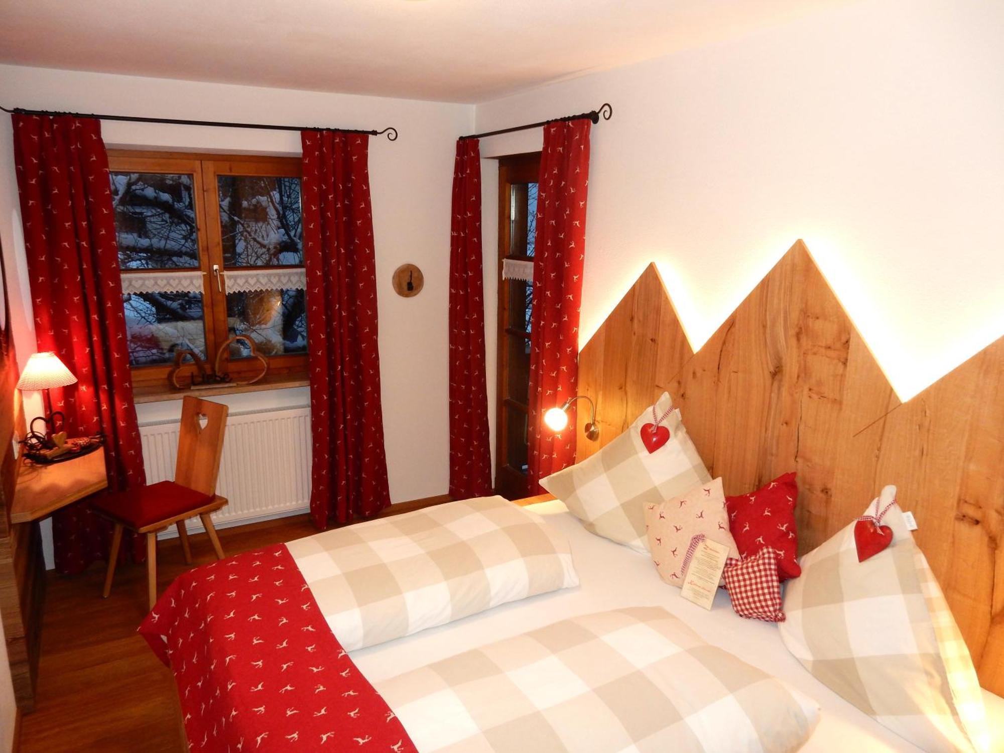 Gaestehaus Schoenfeld Reit im Winkl Esterno foto