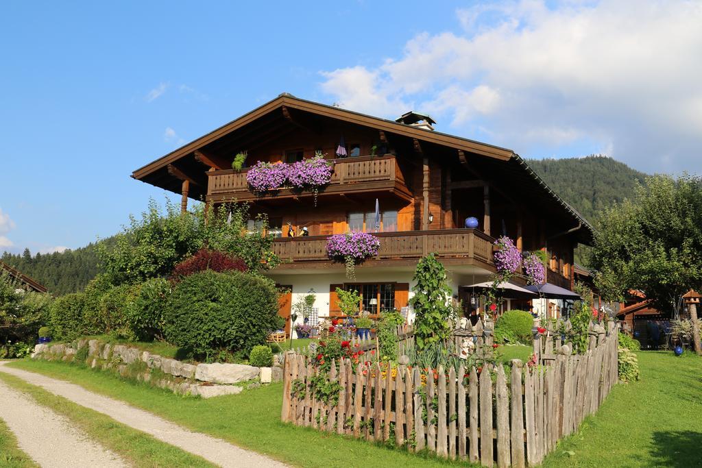 Gaestehaus Schoenfeld Reit im Winkl Esterno foto